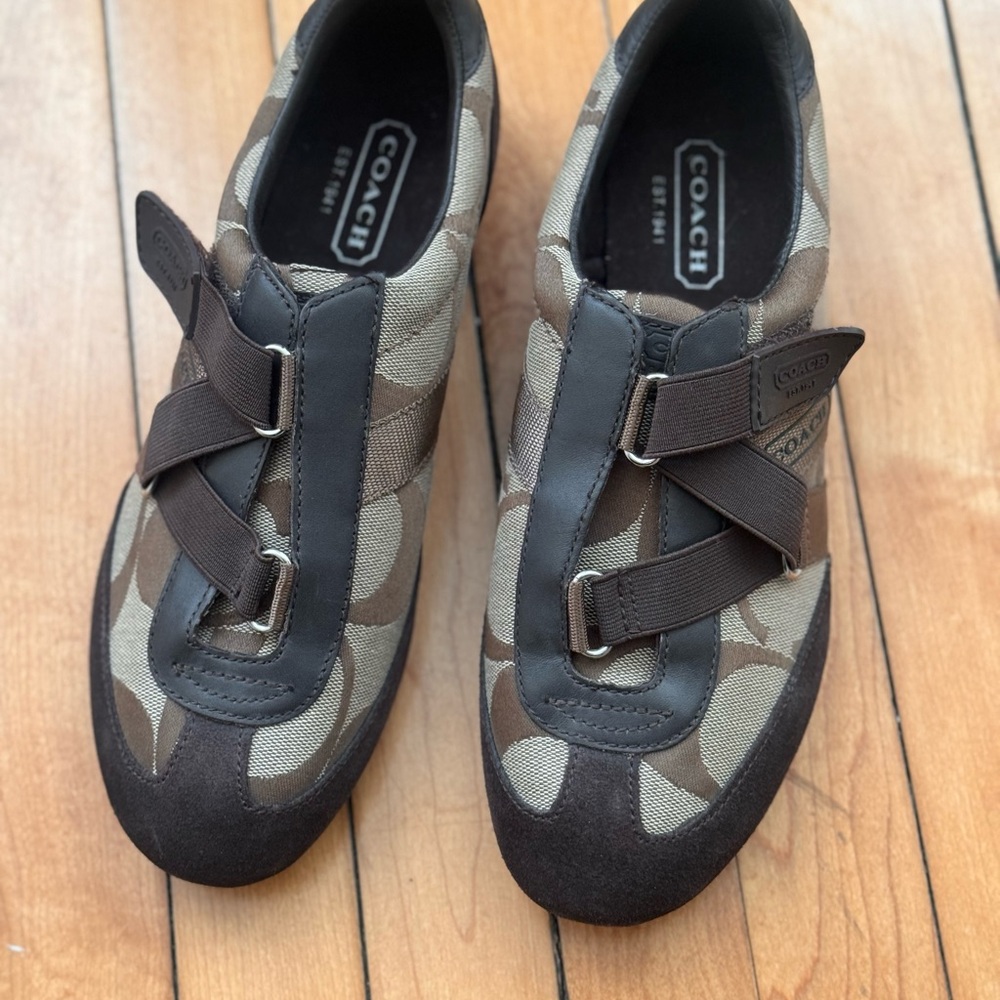 Coach Women’s Black and Brown Sneakers